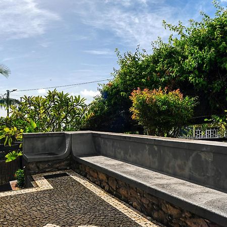 Casa Do Pombal, A Home In Madeira アルコ・ダ・カリェタ エクステリア 写真