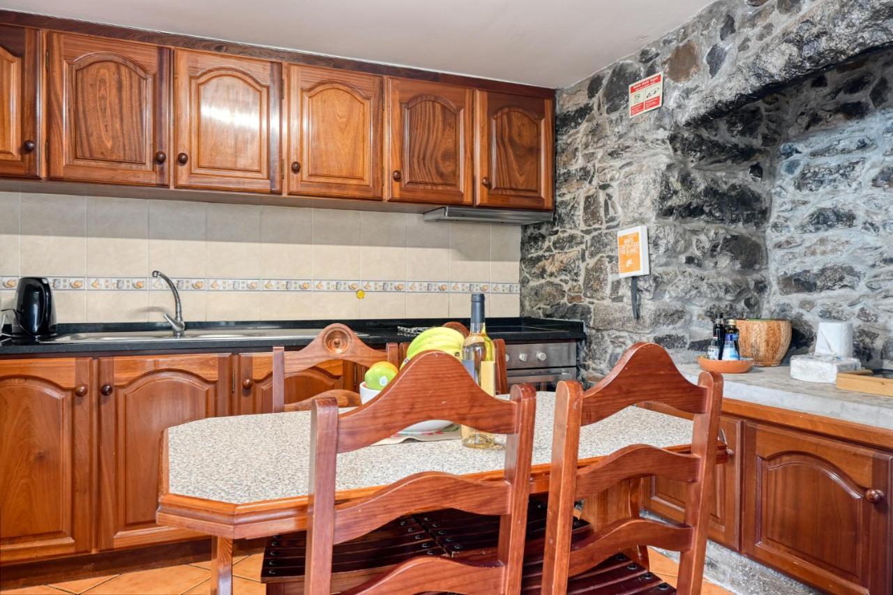 Casa Do Pombal, A Home In Madeira アルコ・ダ・カリェタ エクステリア 写真