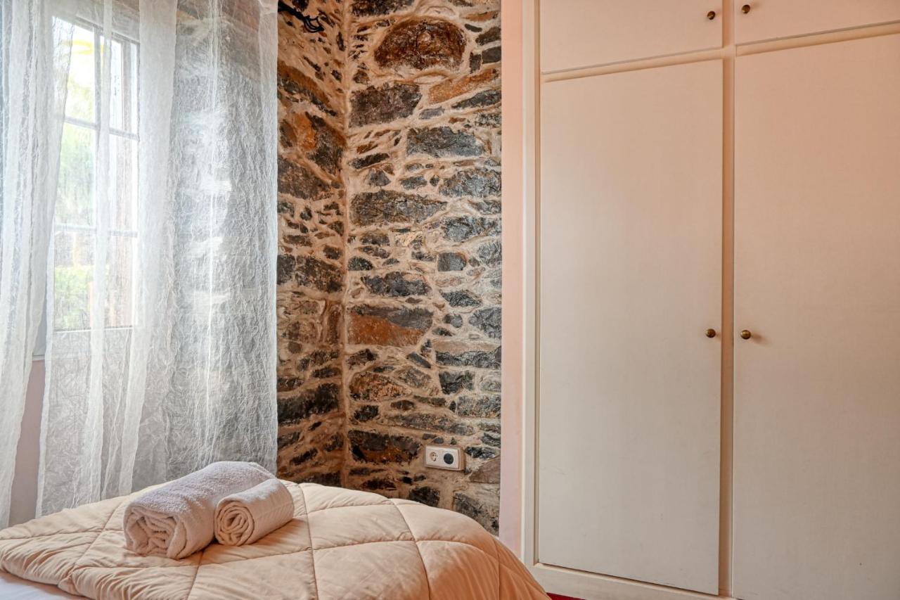 Casa Do Pombal, A Home In Madeira アルコ・ダ・カリェタ エクステリア 写真