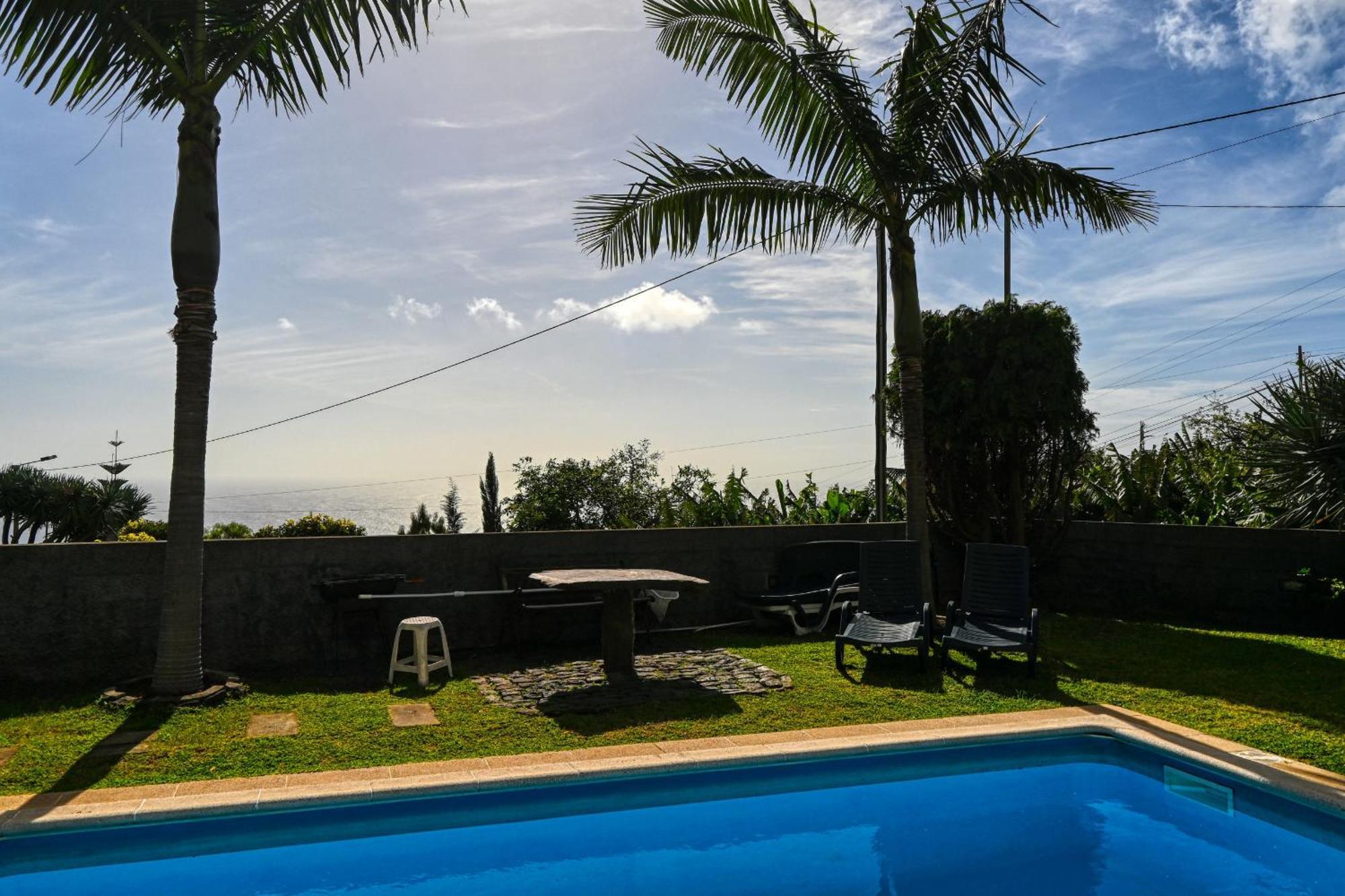 Casa Do Pombal, A Home In Madeira アルコ・ダ・カリェタ エクステリア 写真